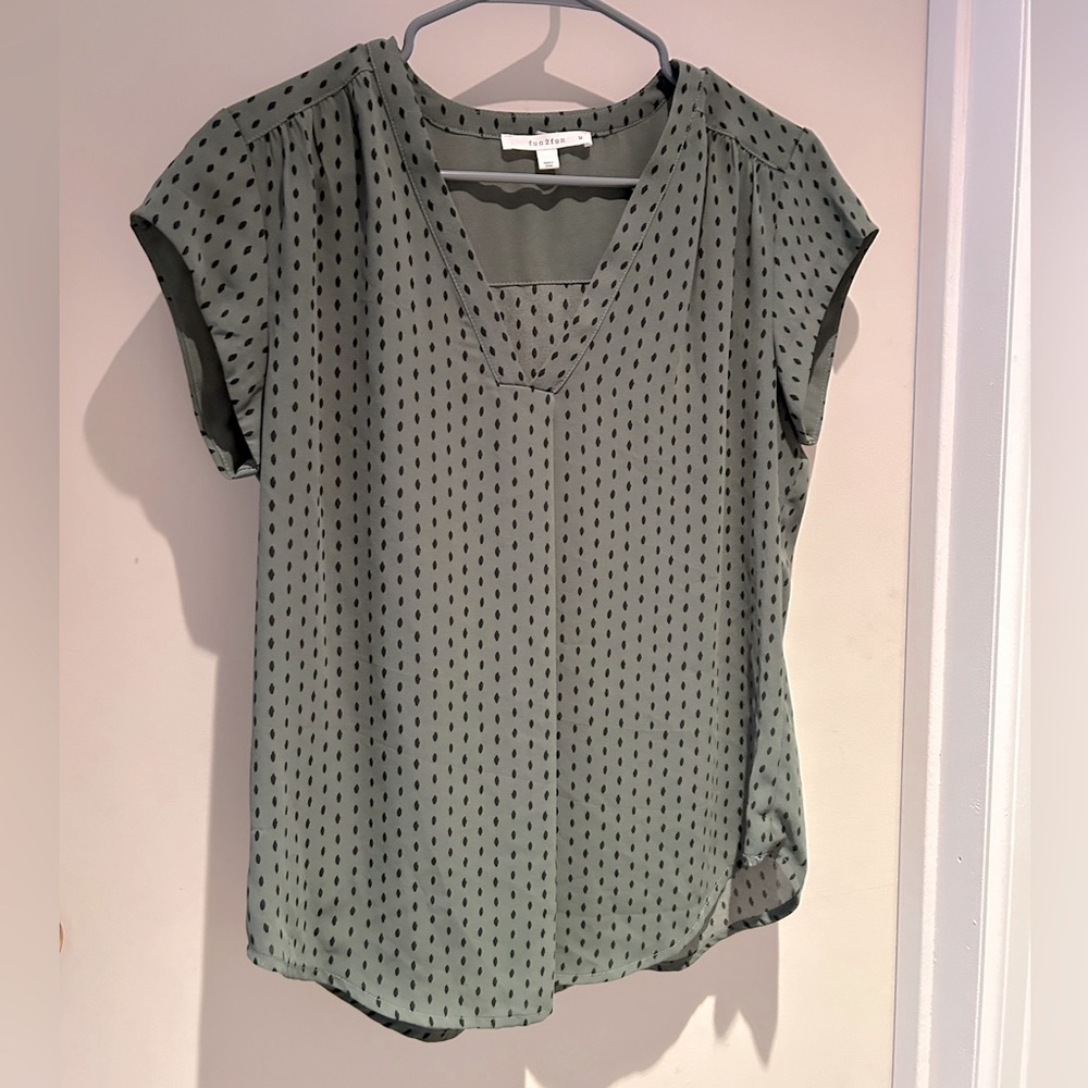 Women’s blouse